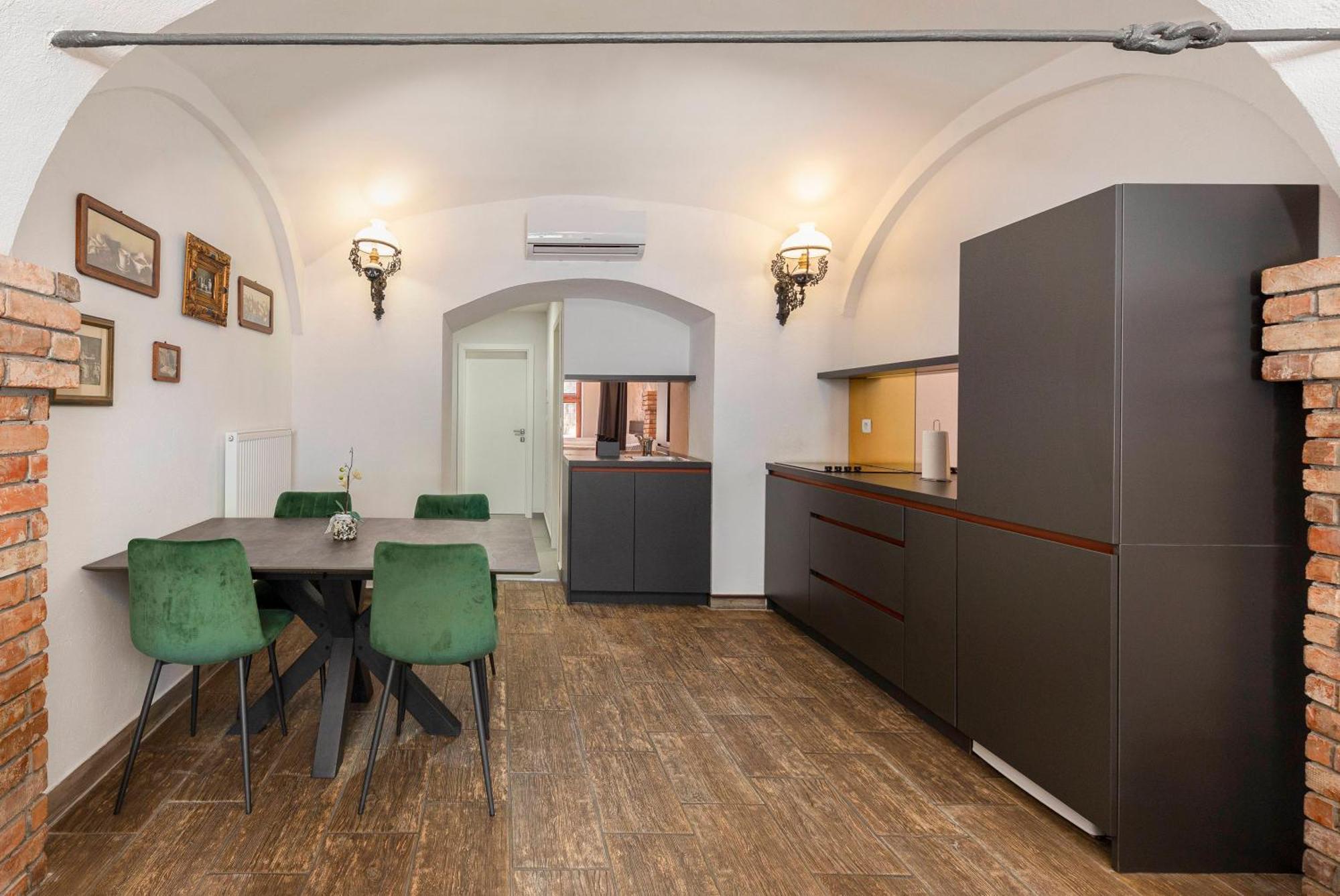 Apartament Aroma *